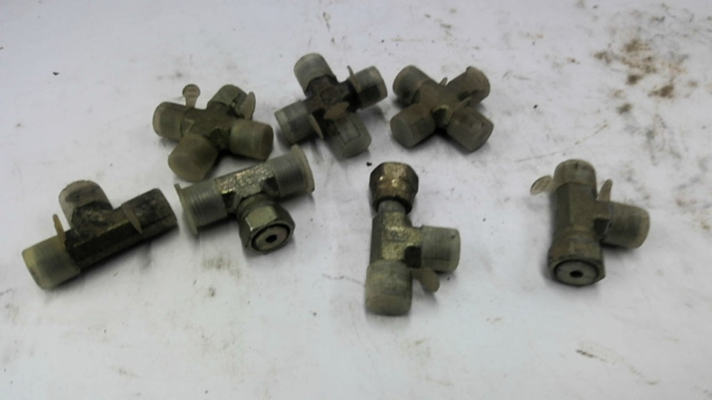 Hydraulic Tee Fitting 9/16" Lot of 8