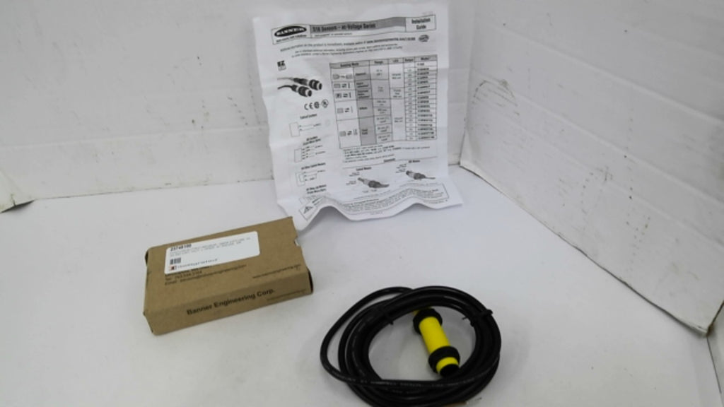 Banner S18AW3D Photoelectric Sensor 20-250VAC 300mA
