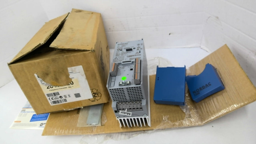 Nordac SK 520E-750-340-A Inverter Drive 1 HP 3-PH 47-63HZ 480VAC