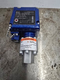 ITT 201P16C3E Adjustable Pressure Switch 500-3000 PSI 15 Amp 125/250 Vac