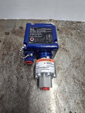 ITT 201P16C3E Adjustable Pressure Switch 500-3000 PSI 15 Amp 125/250 Vac