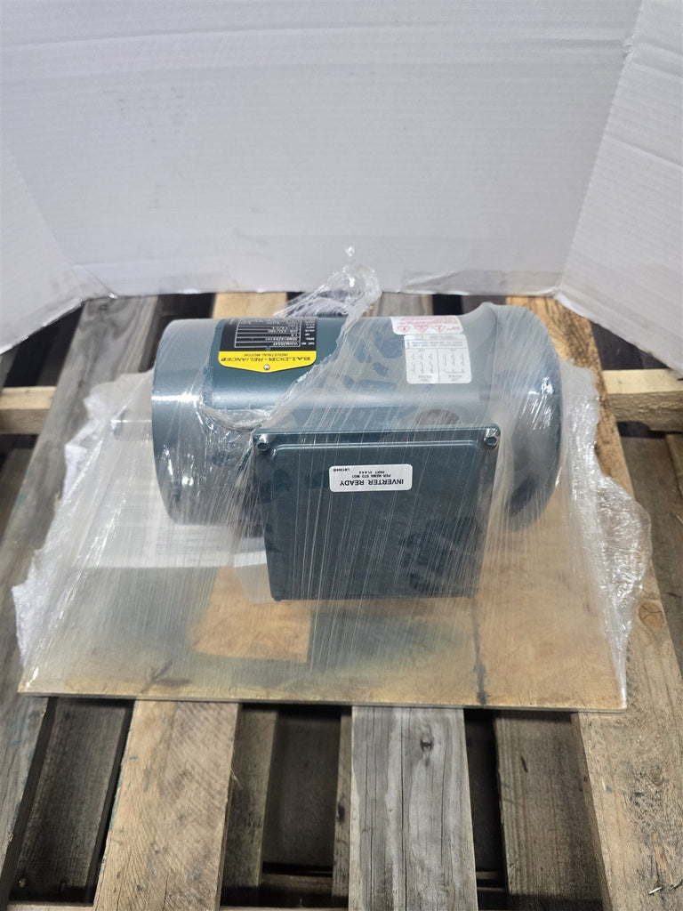 Baldor VUHM3554T 1.5 HP AC Motor 208-230/460 Volts 1800 RPM 4P 145TC