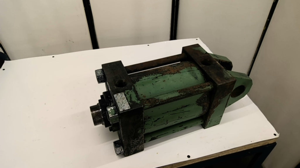 BH 786813 V6V Hydraulic Cylinder 3000 PSI 6x5"