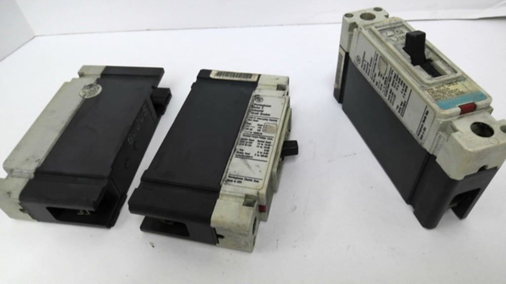 Westinghouse C4EHD1020 20AMP Single Pole Circuit Breakers 50/60HZ Lot Of 3