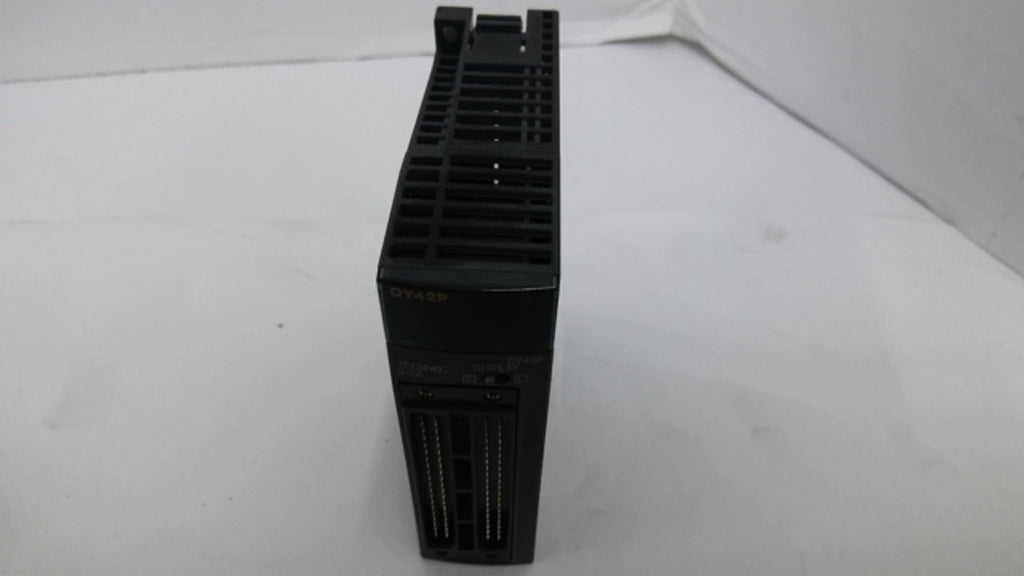 Mitsubishi Electric QY42P Output Unit 12/24VDC 0.1A