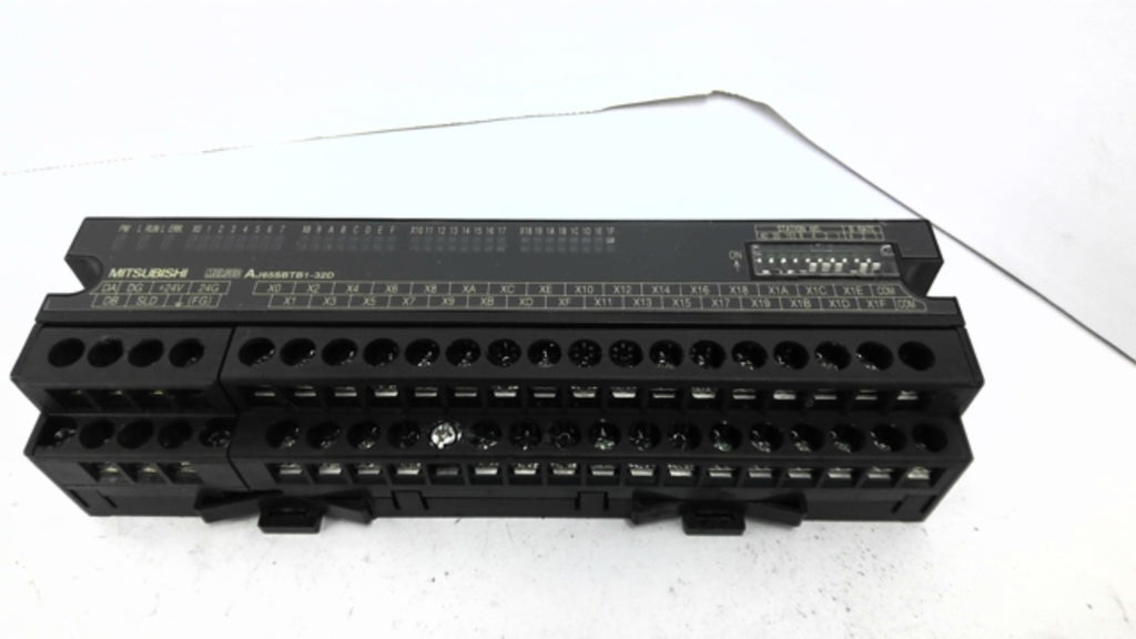 Mitsubishi AJ65SBTB1-32D Input Unit 24VDC 7mA