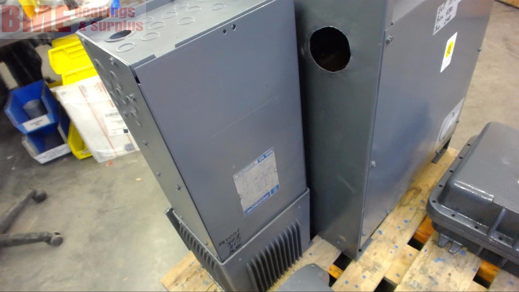 GE 9T21S1070 7.5 KVA SERVICENTER MINI-UNIT SUBSTATION 480 PRI, 240/130 SEC, 1 PH