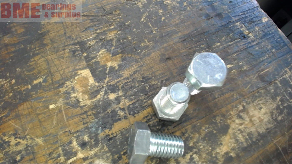 LOT OF 11 LBS --5/8-11 X 1" GRADE 5 HEX HEAD CAP SCREWS