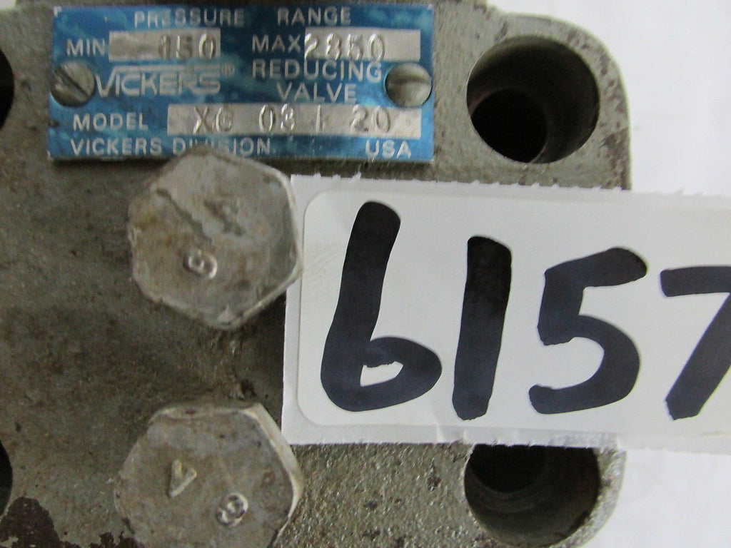 VICKERS REDUCING VALVE PRESSURE RANGE - 150 MIN/28501 MAX - # XC03F20 - USED