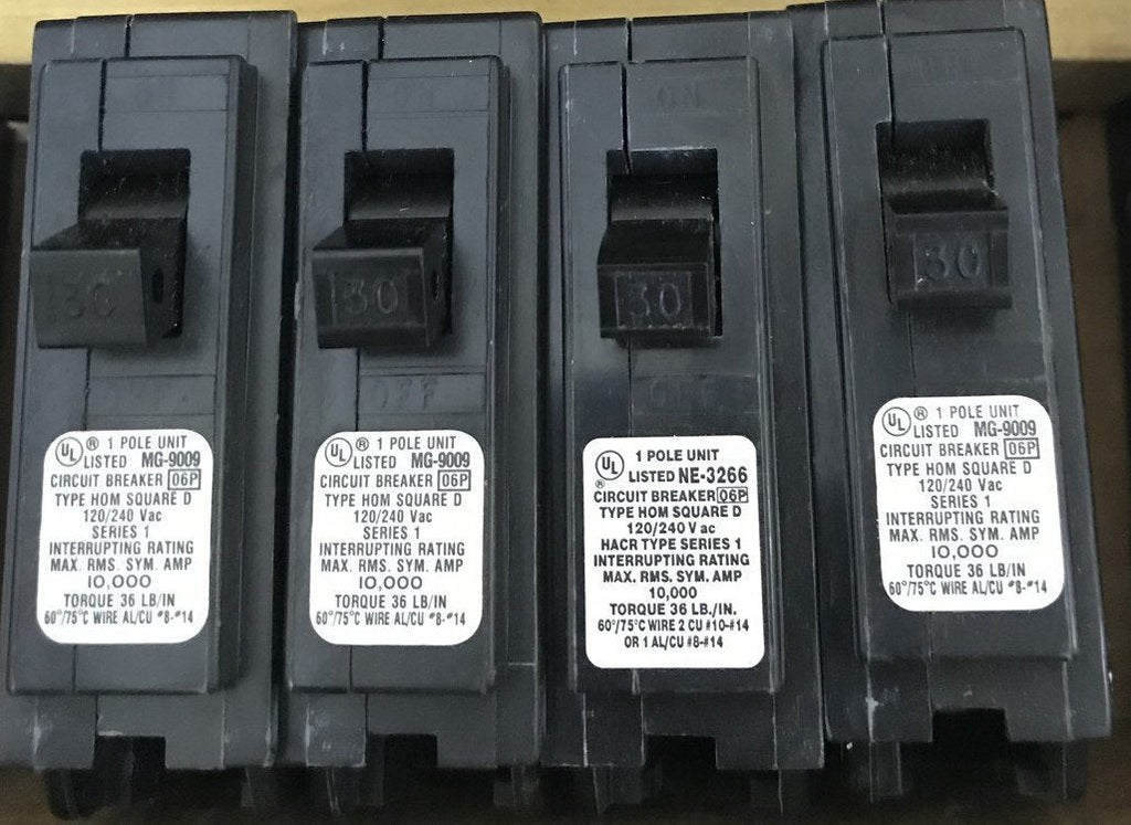 CUTLER HAMMER CH130 30 AMP 1 POLE LOT OF 4