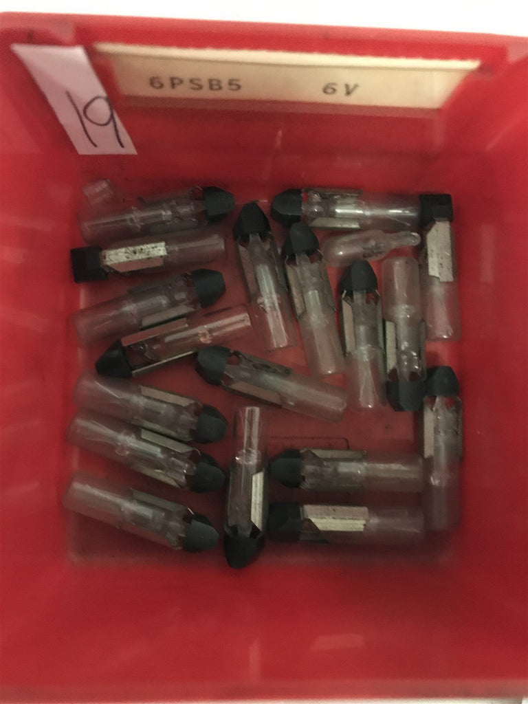 6PSB5 6V LOT OF 19 BULBS
