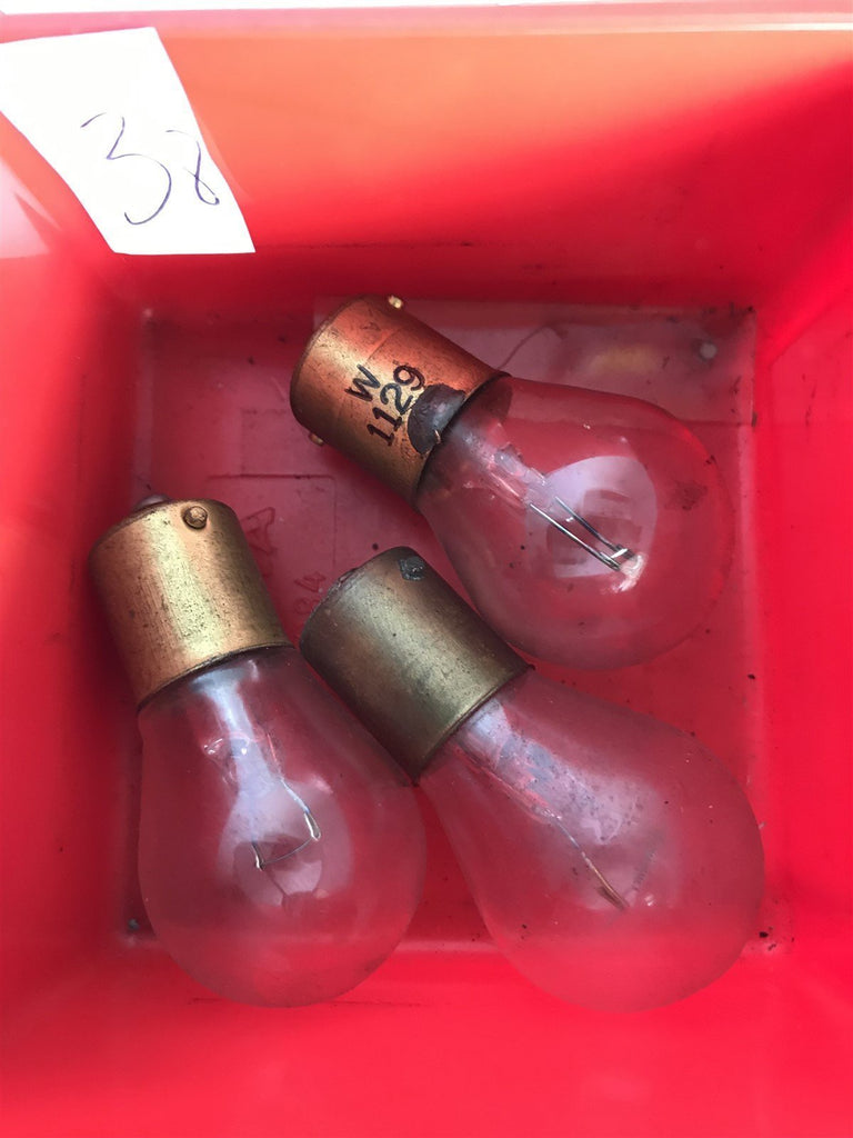 1129 LOT OF 3 BULBS