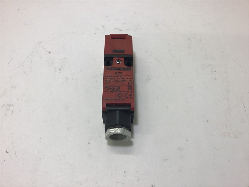 Telemecanique XCS Safety Limit Switch 240 Volts 3 Amp