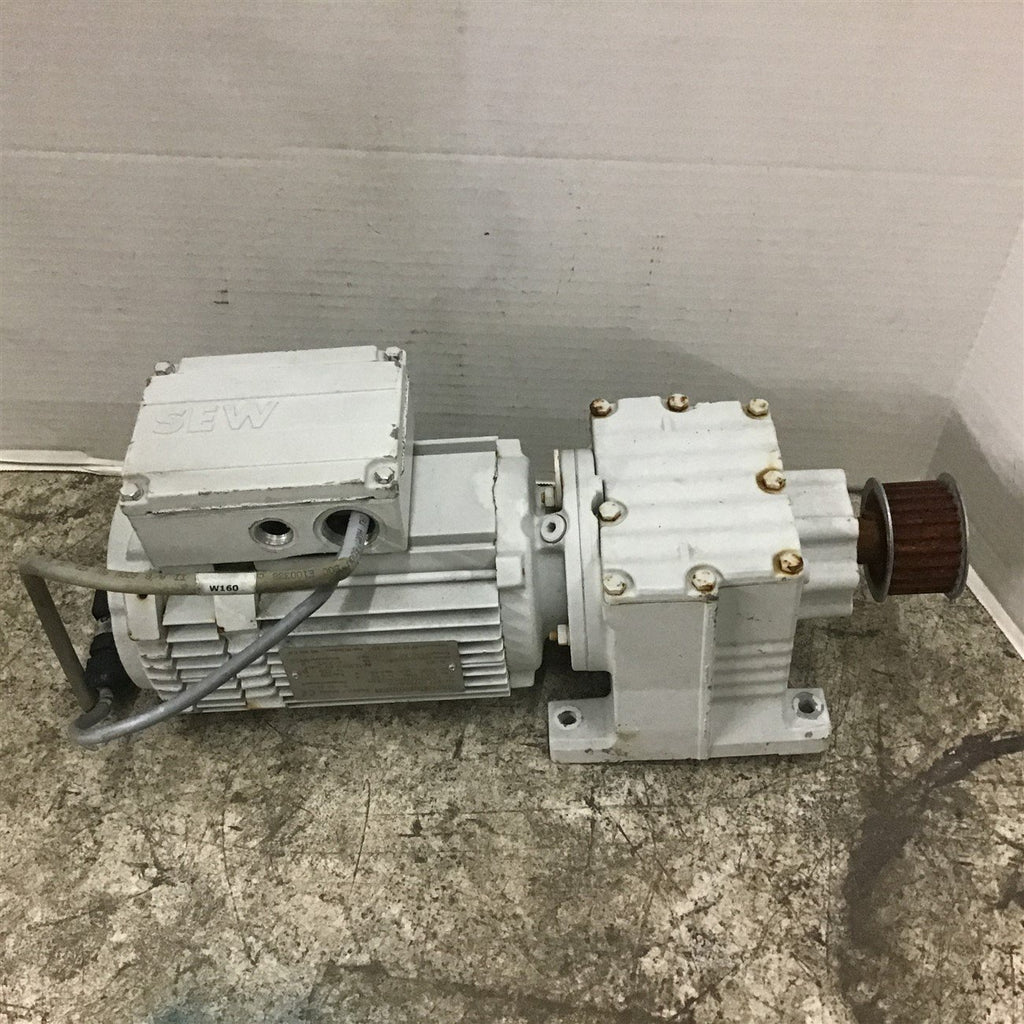 Sew Eurodrive R27 DY71S/B/TH 400 Volts Gear Motor 7.36:1 Ratio 4500 Rpm