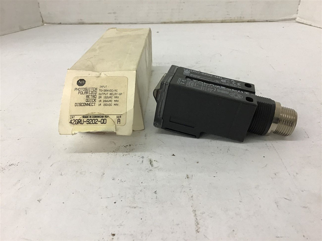 Allen-Bradley 42GRU-9202-QD Photoswitch 70-264 Vdc