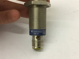 Telecanique XS1M18NA370D 12...48 Volts 200 MA