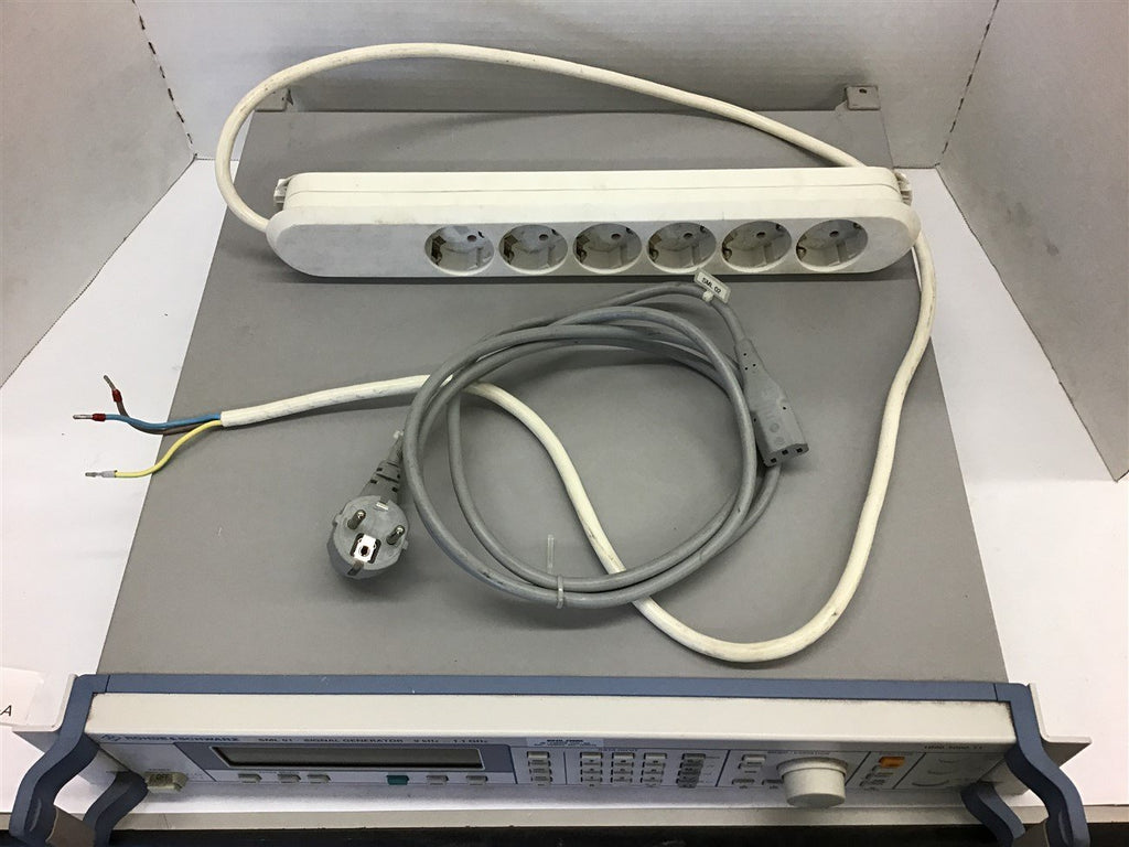Rhode & Schwarz Signal Generator SML01 9KHX 1.1GHz 1090.3000.11