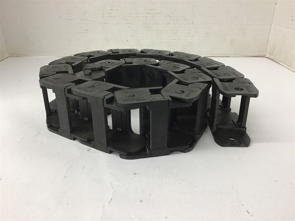Igus Z163040 Chain 28"L 2"W 1 1/2" Thickness