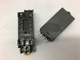 IDEC GT5Y-2SN Time Delay Relay 24VDC with Omron PYF08A-E Relay Socket
