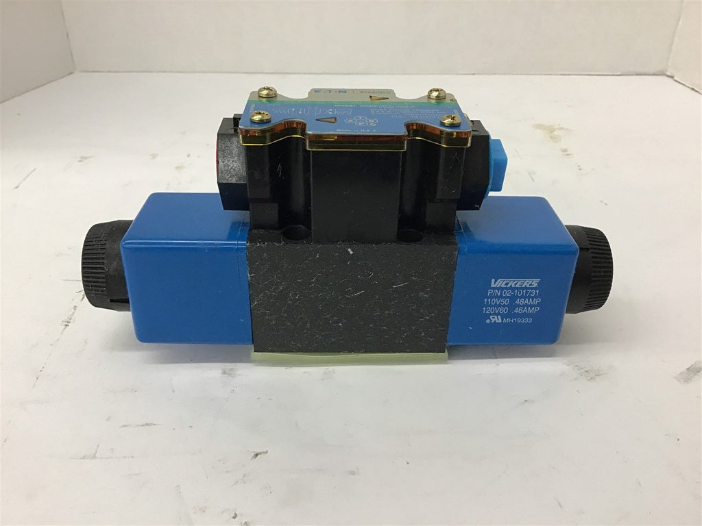 Vickers DG4V-3S-8C-VM-FW-B5-61 solenoid Valve 02-101731 120 Volt Coil