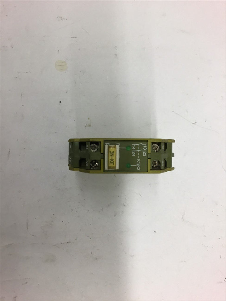 Pilz PNOZZ 24 V AC/DC Safety Relay