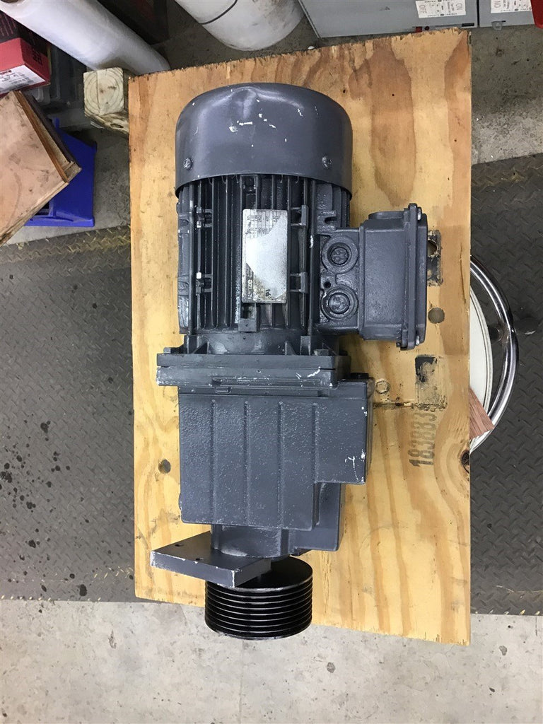 Lenze 460 Volts 1690 Rpm about 3/4 HP