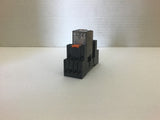 Schrack ZT570024 24 V Relay w/ ZG78110 Base
