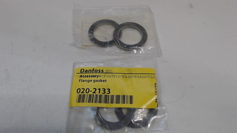 2 Pkgs W/ 2 In Each  Danfoss   Accessory  Flange Gasket  - 020-2133   - New
