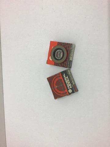 National Federal Mogul 471570 Oil Seal --Lot of 2