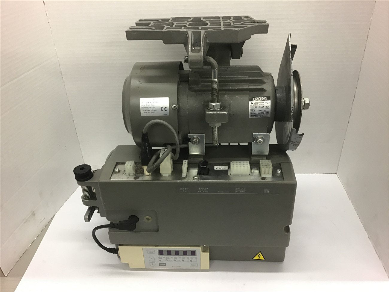 Mitsubishi XL-G554-20Y Servo Motor & Mitsubishi XC-GMFY