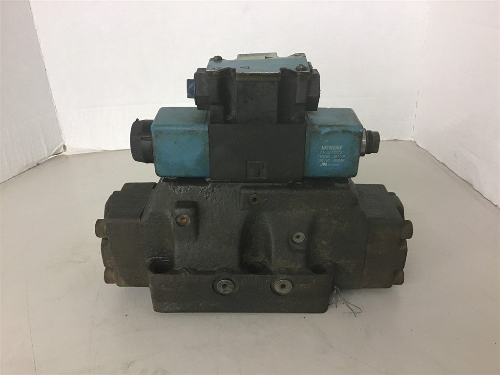 Vickers DF5V-8-S-521C-T-M-FW-8-10 5000 PSI Directional Control Valve