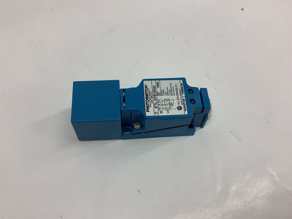 Allen-Bradley 871L-XPB15S40 Inductive Proximity Limit Switch