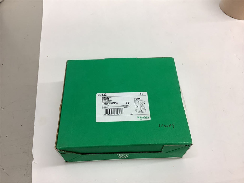 Schneider Electric LUB32 Power Base 480 Volt @ 20 HP