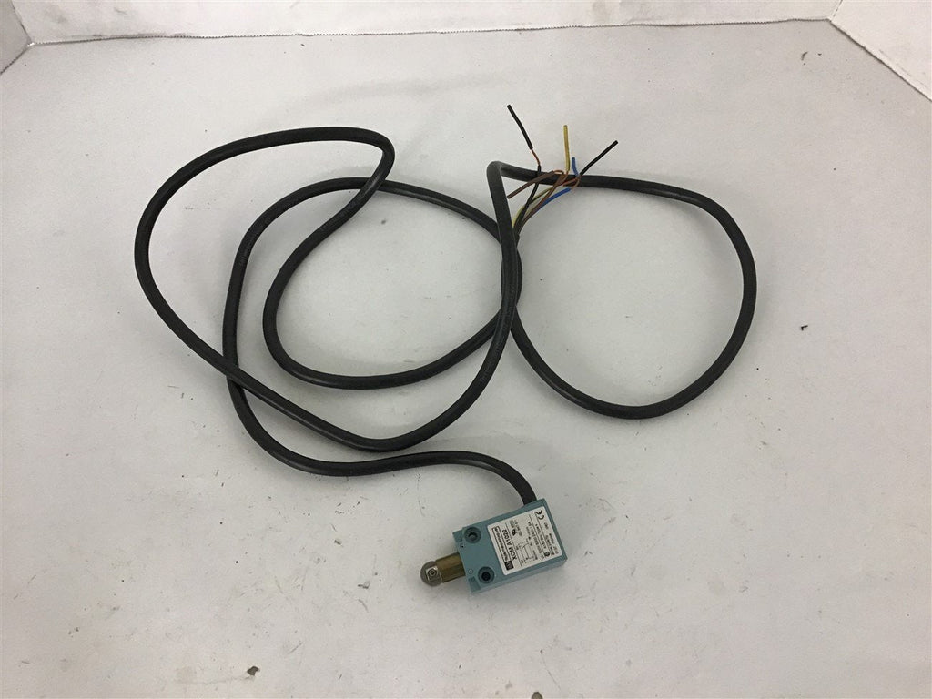 Telemecanique XCMA1022 240 Volt Limit Switch