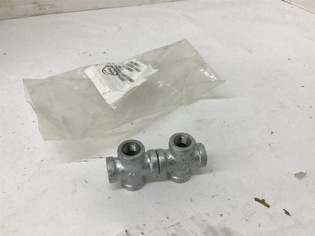40I cross 1/4" Galvanized Steel Pipe Female Cross lot of 2