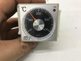 Omron E5C2-R20J Temperature Controller 100-120 Vac 3 Va