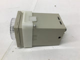 Omron E5C2-R20J Temperature Controller 100-120 Vac 3 Va