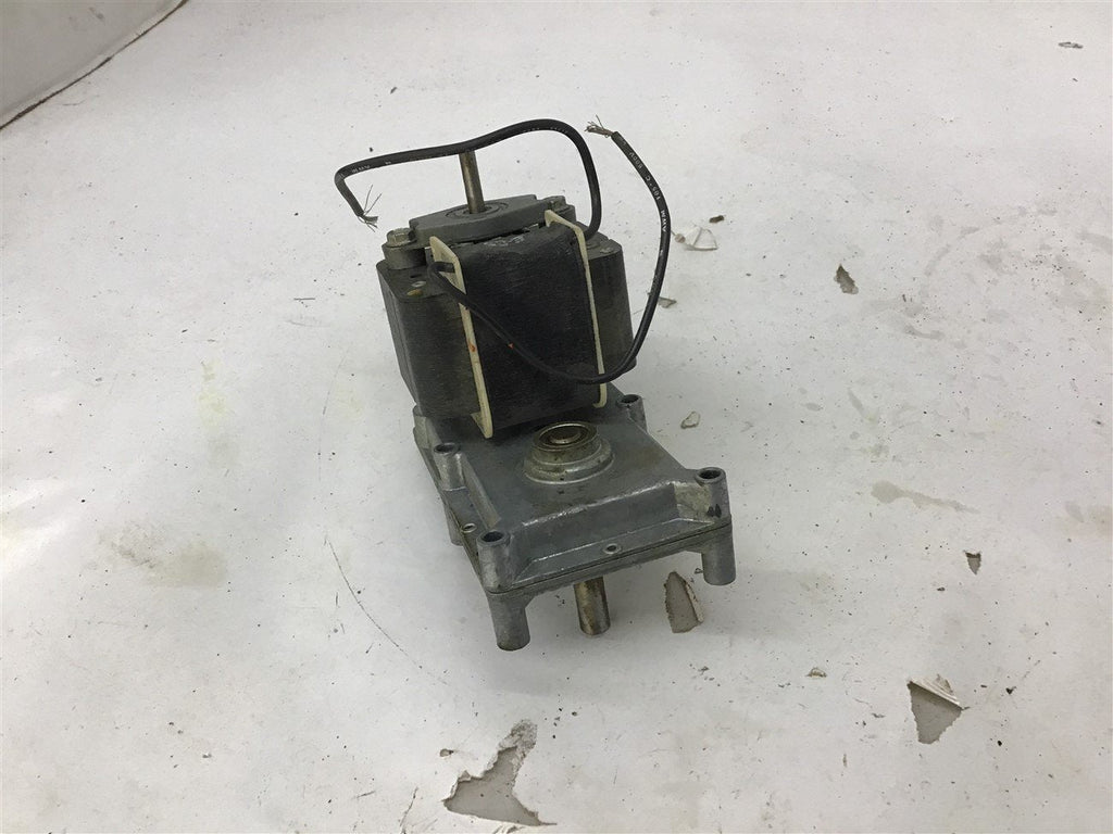 Dayton 3M104 GearMotor 6.3 RPM 115 Volts 525:1 Ratio 1/60 HP