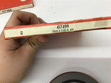 Federal Mogul 417499 Oil Seal Lot Of 2