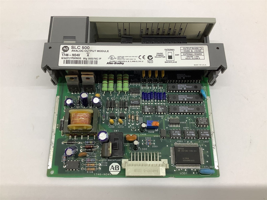 Allen-Bradley SLC 500 1746-NO4V Analog Output module
