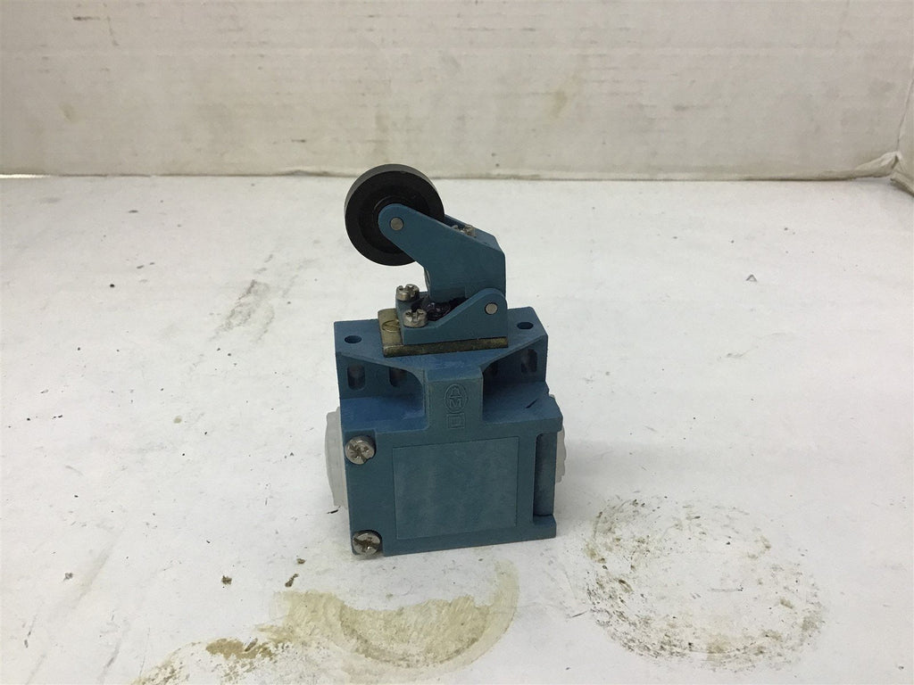 Klockner Moeller AT11A-1-I Limit Switch 220V x 6A