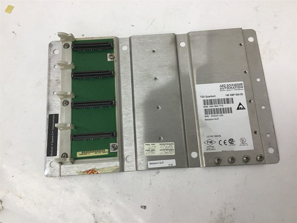 Schneider TSX Quantum 140 XBP 004 00 Backplane 4 Slot Rack