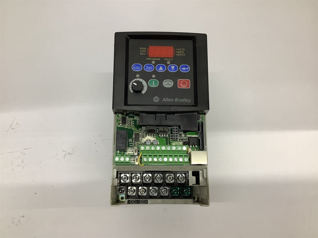 Allen-Bradley 22B-D010N104 AC Drive 5 Hp 460 volts