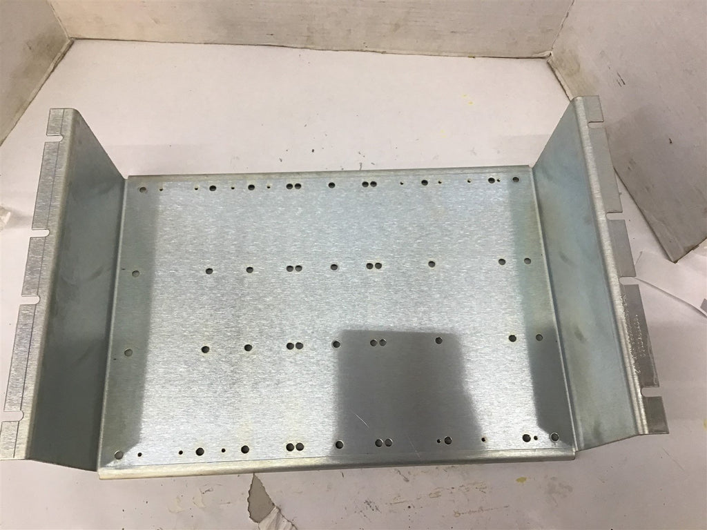 Modicon Quantum 140-XCP-401-00 Mounting Rack