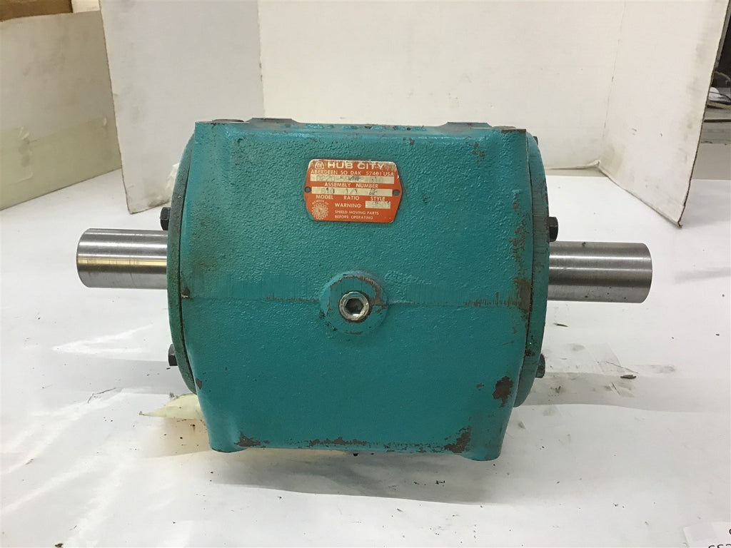 Hub City 0220-59442-810 1:1 Ratio Gear Reducer