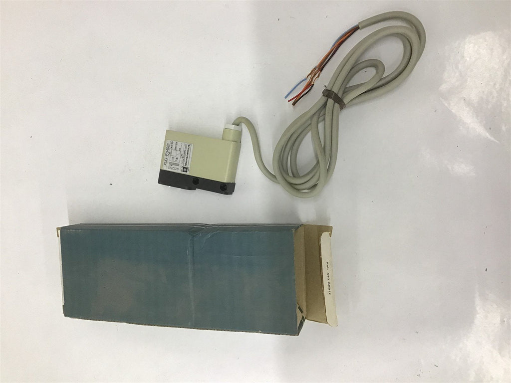 Telemecanique XUG-F04031 Optical Sensor