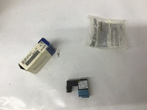 Mac 35A-B00-DAAJ-1KA Solenoid Valve 5.4 Watts 120 volt 120 PSI