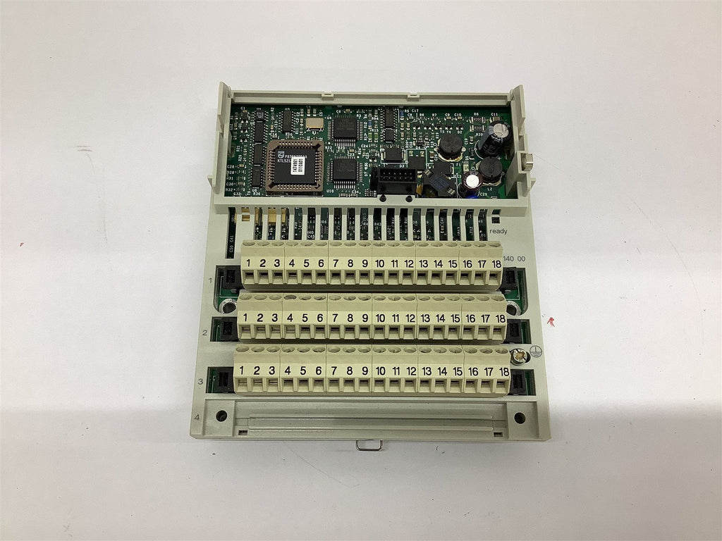 Schneider Automation 170AAI14000 TSX Momentum Analog Input 16 CH. Single