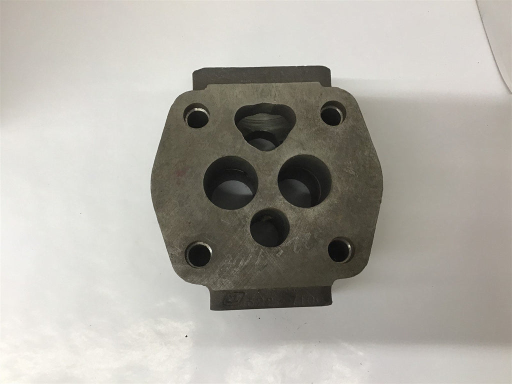 322-7100 Hydraulic Block 2" Port And 2-1/2" Port