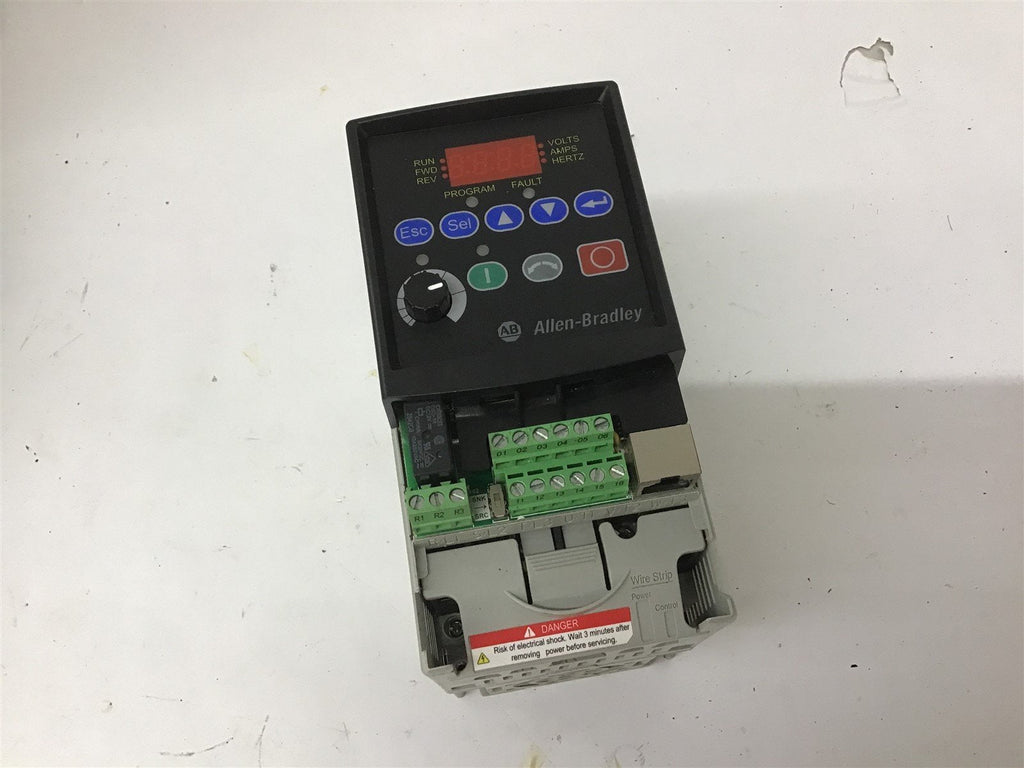 Allen-Bradley 22A-D4P0N104 AC Drive 2 Hp 460 Volts 4 Amps
